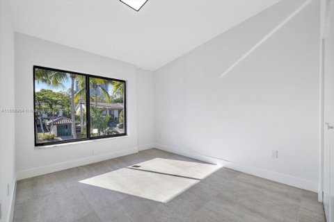 Adosado en venta en North Miami Beach, Florida, 3 dormitorios, 147.71 m2 № 2013742 - foto 20
