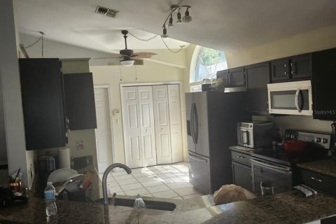 Casa en venta en Apopka, Florida, 3 dormitorios, 155.24 m2 № 2386232 - foto 14