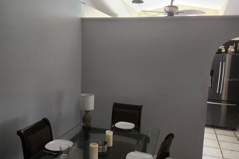 Casa en venta en Apopka, Florida, 3 dormitorios, 155.24 m2 № 2386232 - foto 15