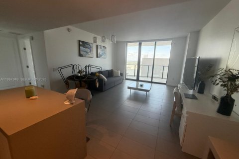 Купить кондоминиум в Майами, Флорида 1 спальня, 69.86м2, № 2029170 - фото 23