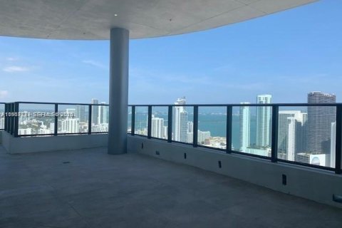 Купить кондоминиум в Майами, Флорида 1 спальня, 69.86м2, № 2029170 - фото 13