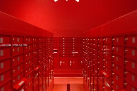 Купить кондоминиум в Майами, Флорида 1 спальня, 69.86м2, № 2029170 - фото 19