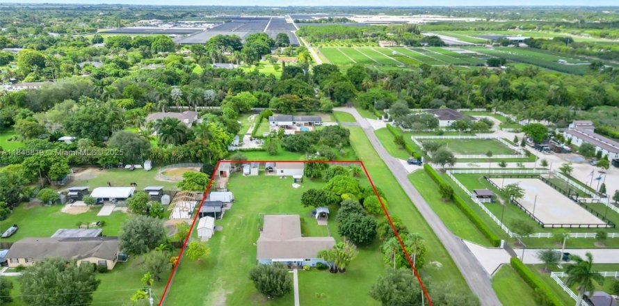 Villa ou maison à Miami, Floride 4 chambres, 214.98 m2 № 1855083
