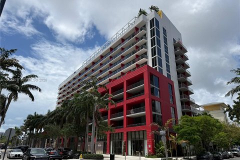 Studio in the Condo in Miami, Florida  № 2257365