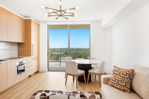 Condo in Miami, Florida  № 2257365 - photo 8