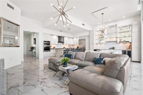 Copropriété à vendre à Sarasota, Floride: 1 chambre, 132.01 m2 № 2418711 - photo 6