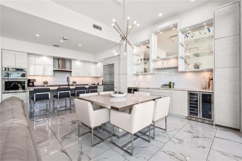 Copropriété à vendre à Sarasota, Floride: 1 chambre, 132.01 m2 № 2418711 - photo 26