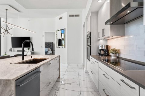 Copropriété à vendre à Sarasota, Floride: 1 chambre, 132.01 m2 № 2418711 - photo 22
