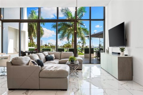 Copropriété à vendre à Sarasota, Floride: 1 chambre, 132.01 m2 № 2418711 - photo 8