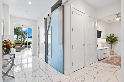 Copropriété à vendre à Sarasota, Floride: 1 chambre, 132.01 m2 № 2418711 - photo 11