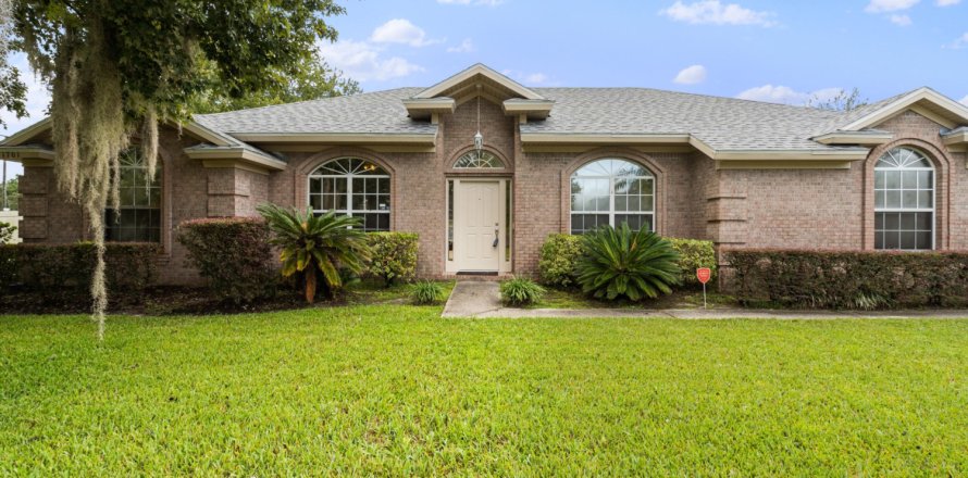 House in Middleburg, Florida 3 bedrooms, 196.86 sq.m. № 769183
