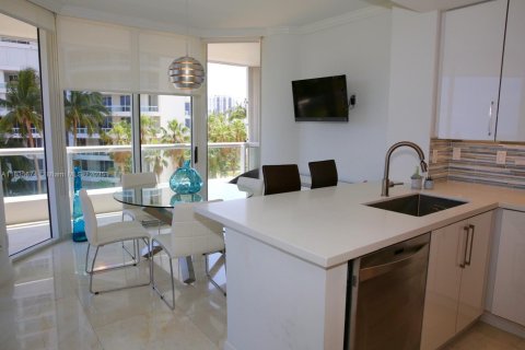 Copropriété à vendre à Aventura, Floride: 3 chambres, 245.26 m2 № 1820315 - photo 4