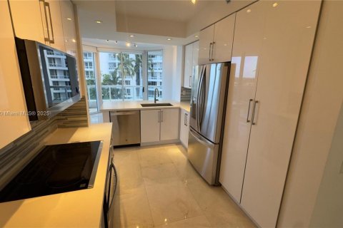 Copropriété à vendre à Aventura, Floride: 3 chambres, 245.26 m2 № 1820315 - photo 21