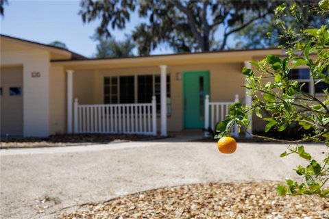 Villa ou maison à vendre à Holly Hill, Floride: 2 chambres, 136.94 m2 № 2143050 - photo 2