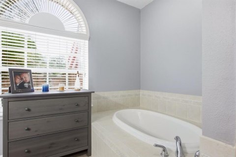 Casa en venta en Riverview, Florida, 4 dormitorios, 248.23 m2 № 2381239 - foto 18