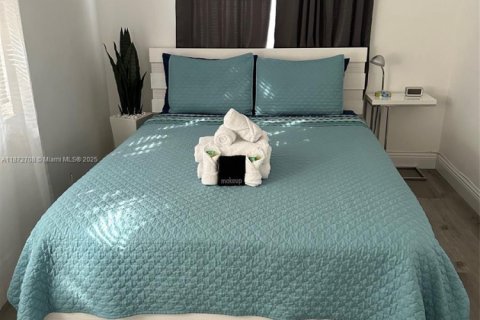 Propiedad comercial en venta en Hallandale Beach, Florida, 97.18 m2 № 1990399 - foto 29