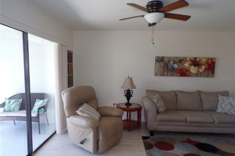 Copropriété à louer à Punta Gorda, Floride: 2 chambres, 95.04 m2 № 2122417 - photo 10