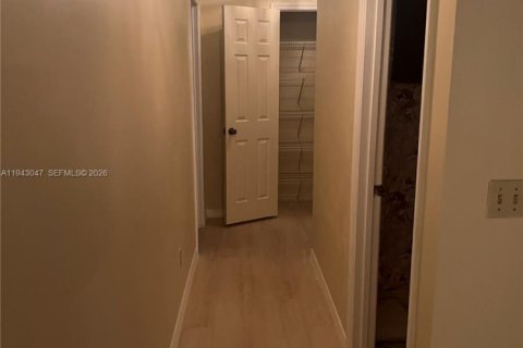 Снять в аренду виллу или дом в Сент-Луси, Флорида 3 спальни, 187.11м2, № 1999330 - фото 3