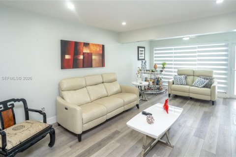 Casa en venta en Delray Beach, Florida, 2 dormitorios, 108.42 m2 № 2000057 - foto 14