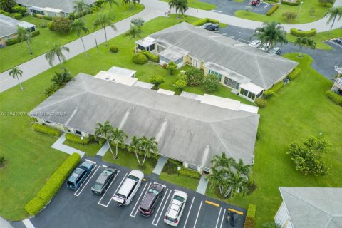 Casa en venta en Delray Beach, Florida, 2 dormitorios, 108.42 m2 № 2000057 - foto 29