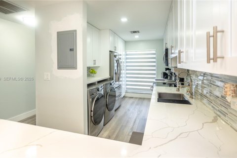 Casa en venta en Delray Beach, Florida, 2 dormitorios, 108.42 m2 № 2000057 - foto 4