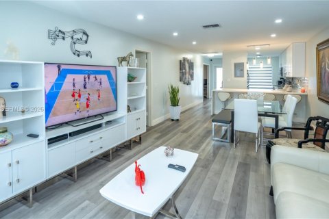 Casa en venta en Delray Beach, Florida, 2 dormitorios, 108.42 m2 № 2000057 - foto 13