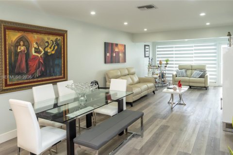 Casa en venta en Delray Beach, Florida, 2 dormitorios, 108.42 m2 № 2000057 - foto 11