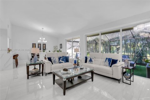 Adosado en venta en Doral, Florida, 3 dormitorios, 187.11 m2 № 1996677 - foto 19