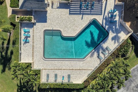 Adosado en venta en Doral, Florida, 3 dormitorios, 187.11 m2 № 1996677 - foto 2