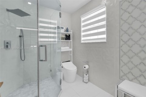 Adosado en venta en Doral, Florida, 3 dormitorios, 187.11 m2 № 1996677 - foto 14