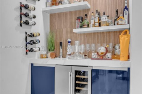 Adosado en venta en Doral, Florida, 3 dormitorios, 187.11 m2 № 1996677 - foto 11