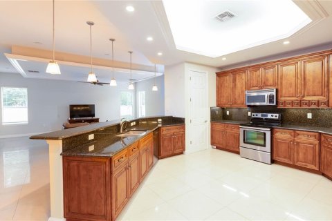 Casa en venta en Kissimmee, Florida, 4 dormitorios, 405.98 m2 № 1908972 - foto 27