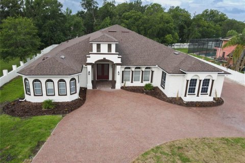 Casa en venta en Kissimmee, Florida, 4 dormitorios, 405.98 m2 № 1908972 - foto 1