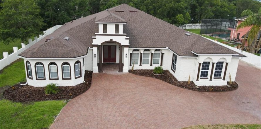 Casa en Kissimmee, Florida 4 dormitorios, 405.98 m2 № 1908972