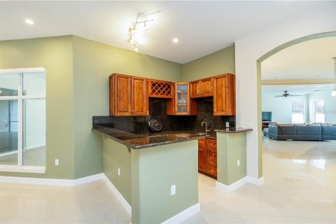 Casa en venta en Kissimmee, Florida, 4 dormitorios, 405.98 m2 № 1908972 - foto 24