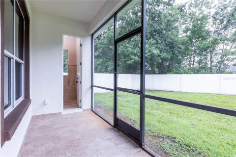 Casa en venta en Kissimmee, Florida, 4 dormitorios, 405.98 m2 № 1908972 - foto 11