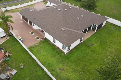 Casa en venta en Kissimmee, Florida, 4 dormitorios, 405.98 m2 № 1908972 - foto 16