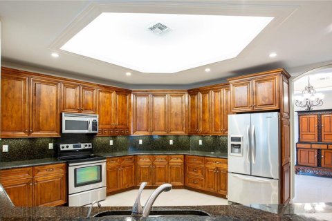 Casa en venta en Kissimmee, Florida, 4 dormitorios, 405.98 m2 № 1908972 - foto 29