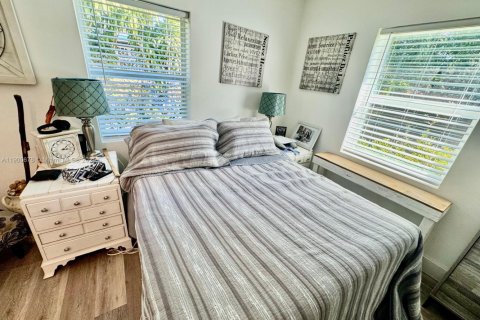 Villa ou maison à vendre à Hollywood, Floride: 3 chambres, 103.31 m2 № 1955479 - photo 13