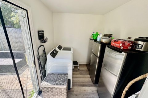 Villa ou maison à vendre à Hollywood, Floride: 3 chambres, 103.31 m2 № 1955479 - photo 17