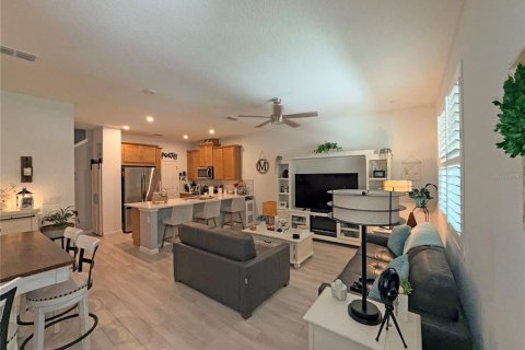 Townhouse in Winter Springs, Florida 3 bedrooms, 137.12 sq.m. № 2111399 - photo 8
