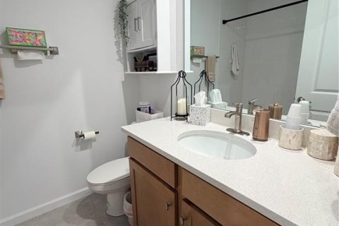 Townhouse in Winter Springs, Florida 3 bedrooms, 137.12 sq.m. № 2111399 - photo 25