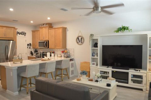 Townhouse in Winter Springs, Florida 3 bedrooms, 137.12 sq.m. № 2111399 - photo 10