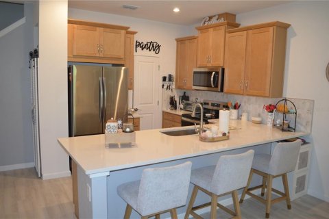 Townhouse in Winter Springs, Florida 3 bedrooms, 137.12 sq.m. № 2111399 - photo 11