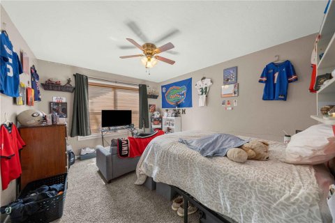 House in Gainesville, Florida 4 bedrooms, 212.93 sq.m. № 2226002 - photo 19