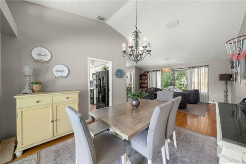 House in Gainesville, Florida 4 bedrooms, 212.93 sq.m. № 2226002 - photo 7