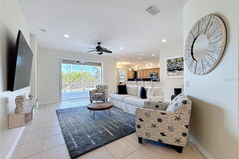 Casa en venta en Sarasota, Florida, 3 dormitorios, 145.39 m2 № 2236249 - foto 9