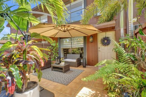 Купить кондоминиум в Майами, Флорида 2 спальни, 124.49м2, № 2090168 - фото 2