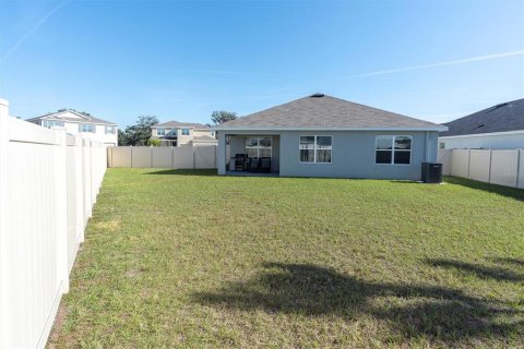 Villa ou maison à vendre à Wesley Chapel, Floride: 3 chambres, 157 m2 № 2234567 - photo 16