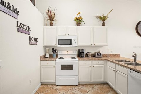 Villa ou maison à vendre à Haines City, Floride: 5 chambres, 180.23 m2 № 1913510 - photo 10